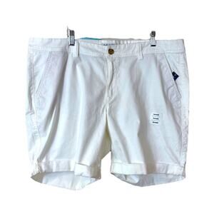 Old Navy NEW Women’s Shorts Bermuda Mid Rise Cuffed Pockets White Size 16 Plus